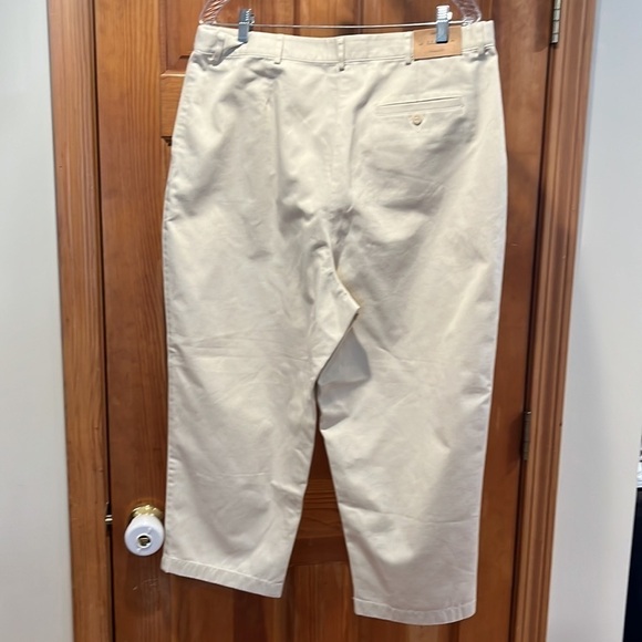 NWT L.L Bean womens  bayside original fit cropped pants size 18 - Picture 4 of 9